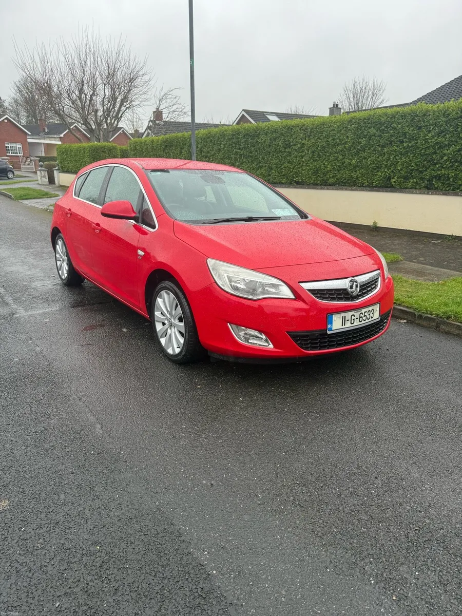 Vauxhall Astra nct and tax - Image 1