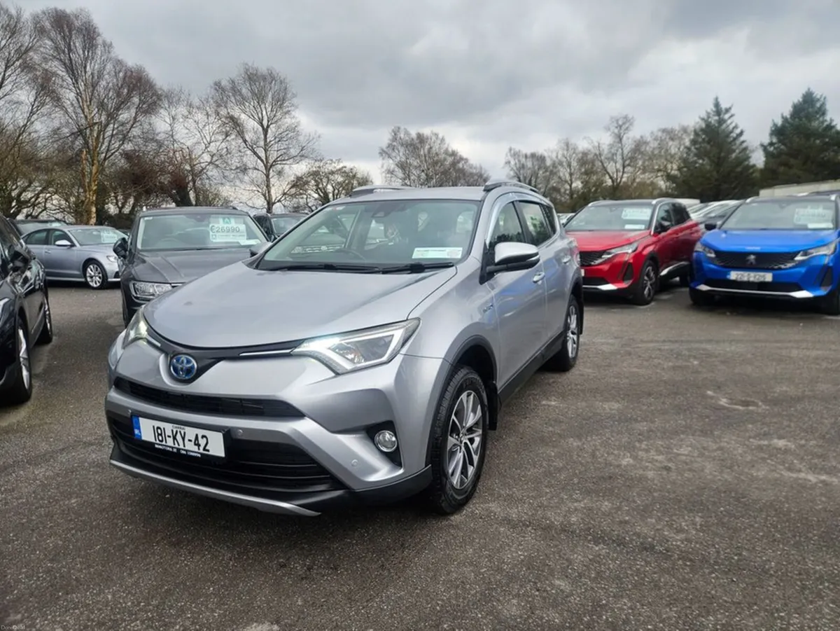 Toyota RAV4 RAV4 Hybrid Lunasport 2WD 4DR AUT - Image 3