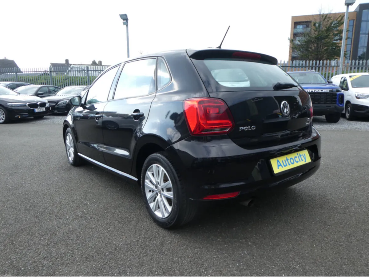 Volkswagen Polo TSI Bluemotion - Image 5