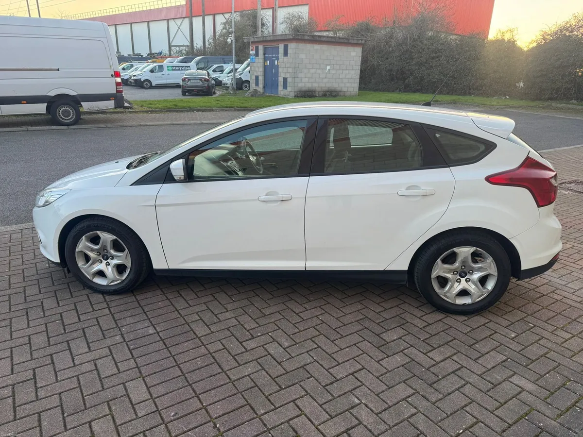 Ford Focus *TAX and NCT* - Image 2