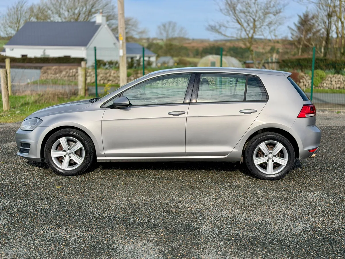 2013 Volkswagen Golf 1.6 TDi Highline - Image 4