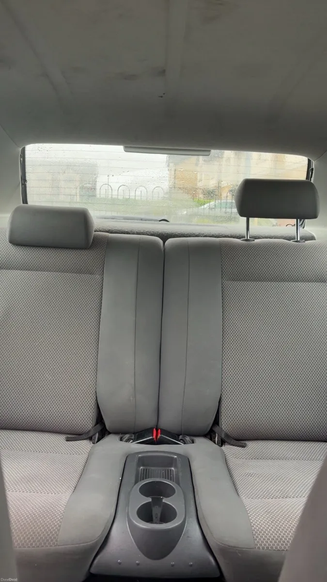 Volkswagen Fox - Image 5