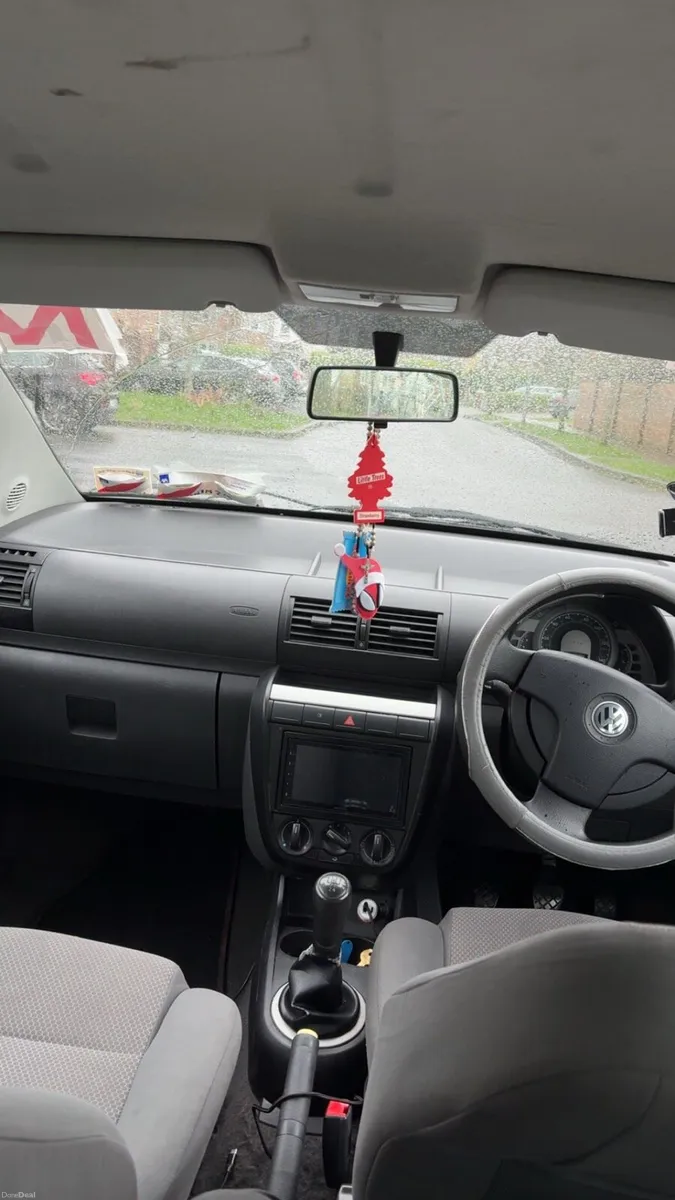 Volkswagen Fox - Image 3