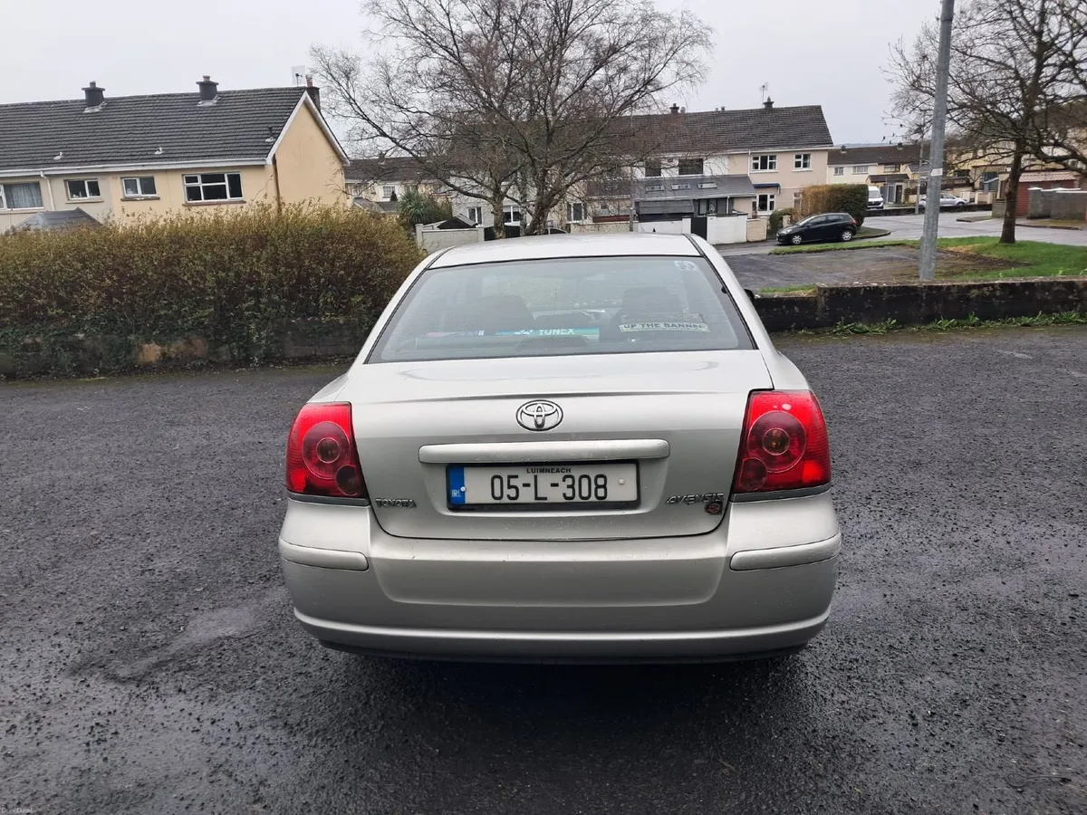 Toyota Avensis 2005 - Image 4
