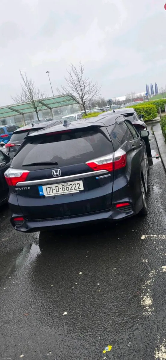 Honda Shuttle Hybrid Automatic low milleage 2017 - Image 1