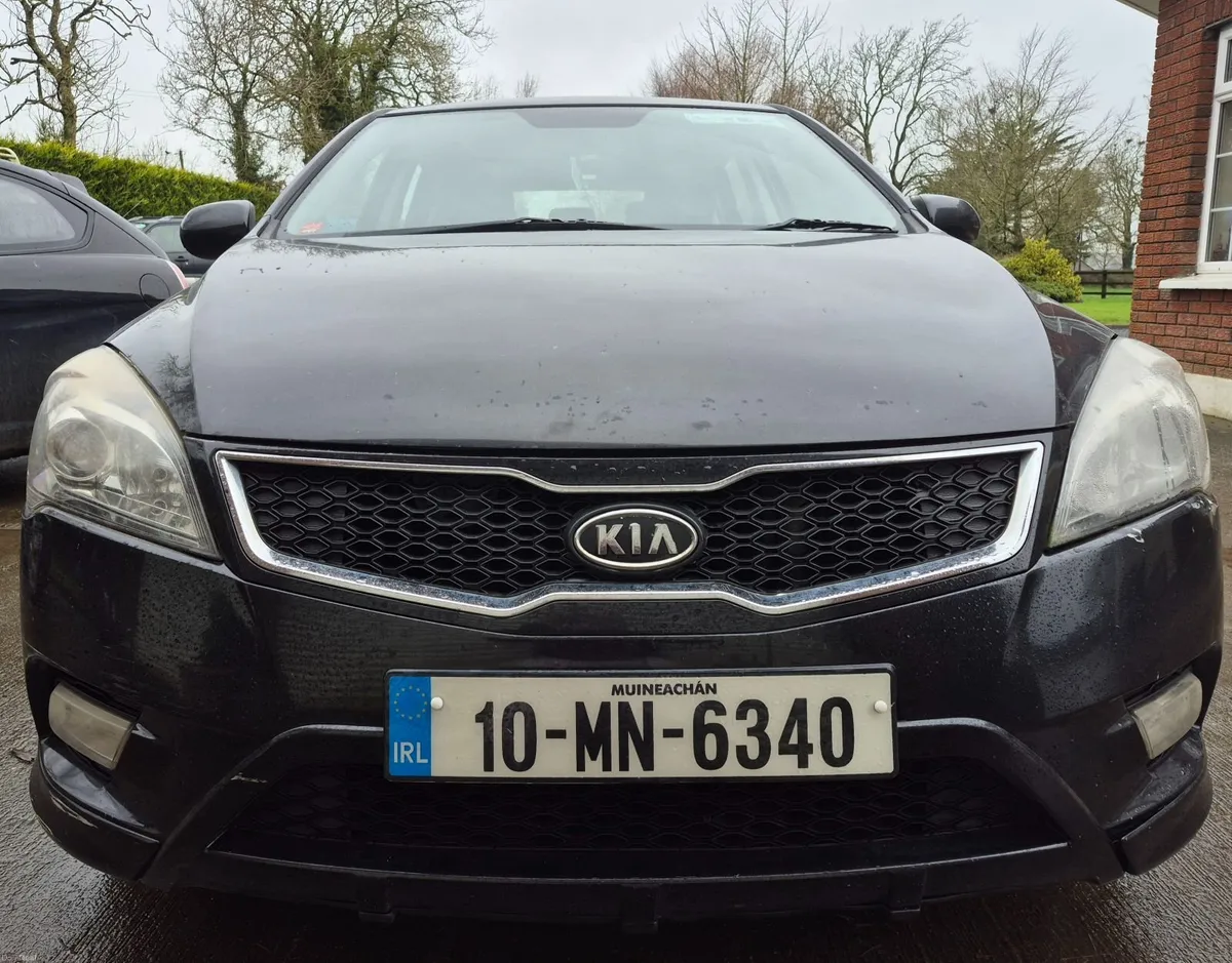 Kia Ceed 2010 - Image 4