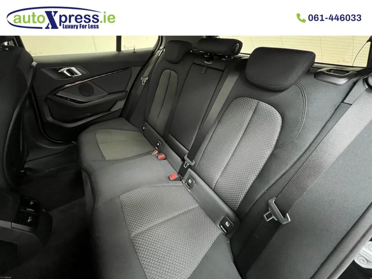 BMW 1-Series 118D PLAY Automatic, reversing camera - Image 4