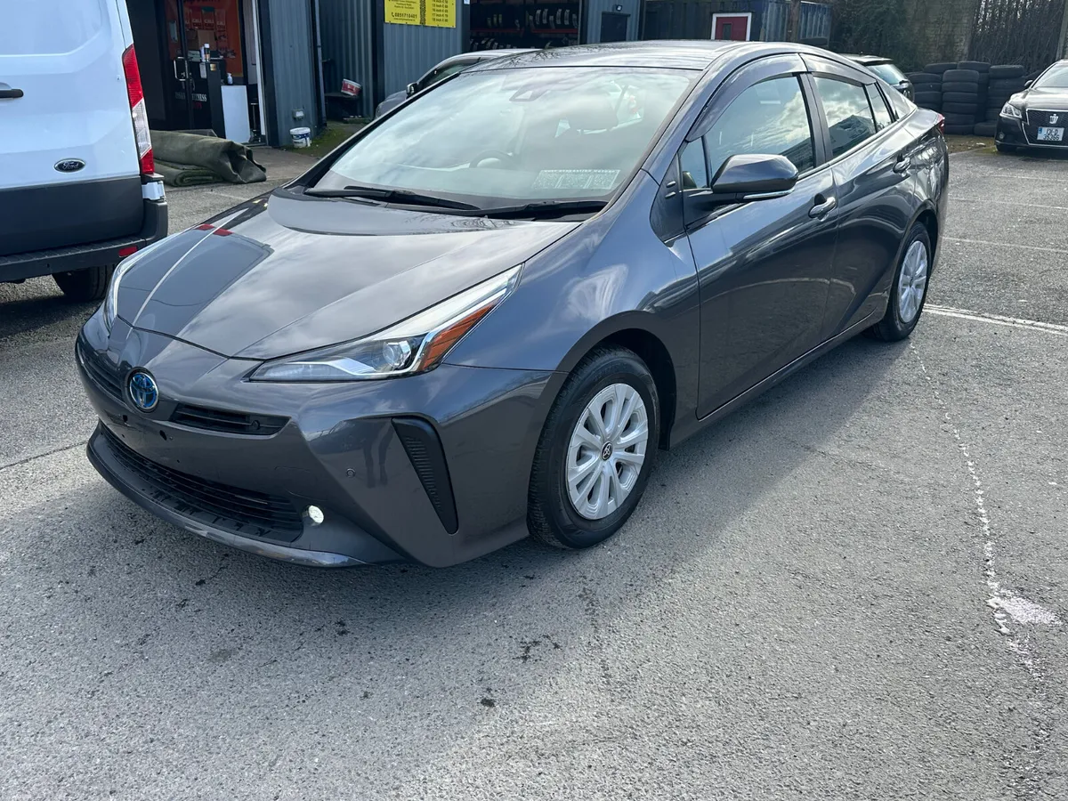 2022 TOYOTA PRIUS 1.8L LOW MILES FRESH NCT - Image 2