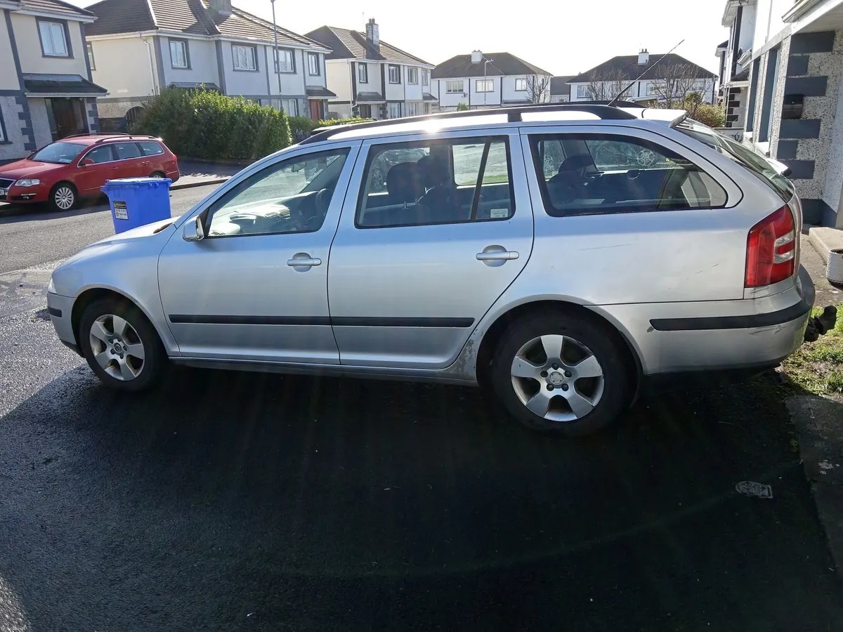 Skoda Octavia 2008 - Image 2