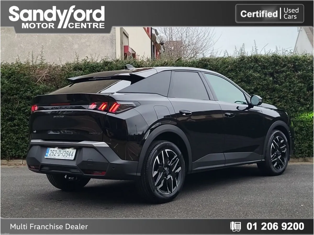 Peugeot 3008 1.2 MHEV ALLURE 145bhp eDCS6**EX DEMO - Image 4