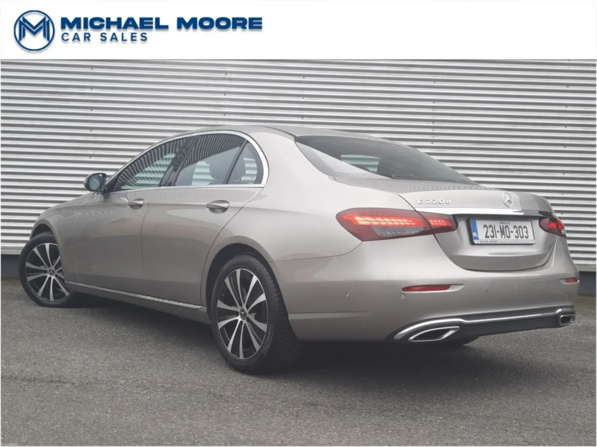 Mercedes-Benz E-Class E 220 D A/T Avantgarde - Image 4