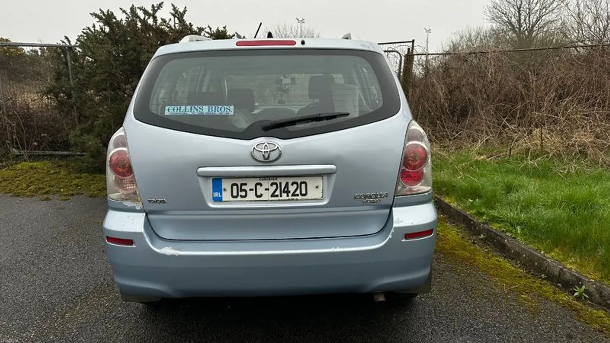 Toyota Corolla Verso - Image 3