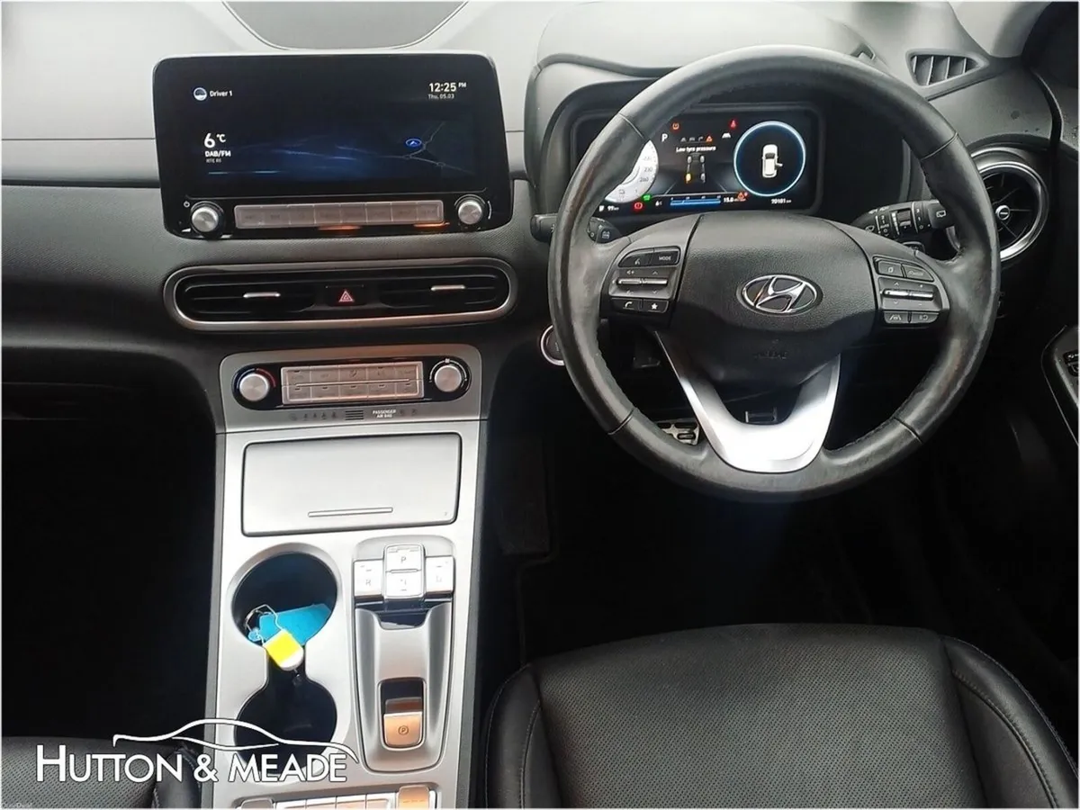 Hyundai KONA Premium 39kw Range 304kms - Image 4