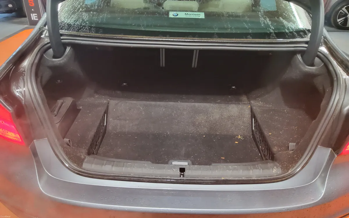 BMW 5-Series 2018 - Image 4