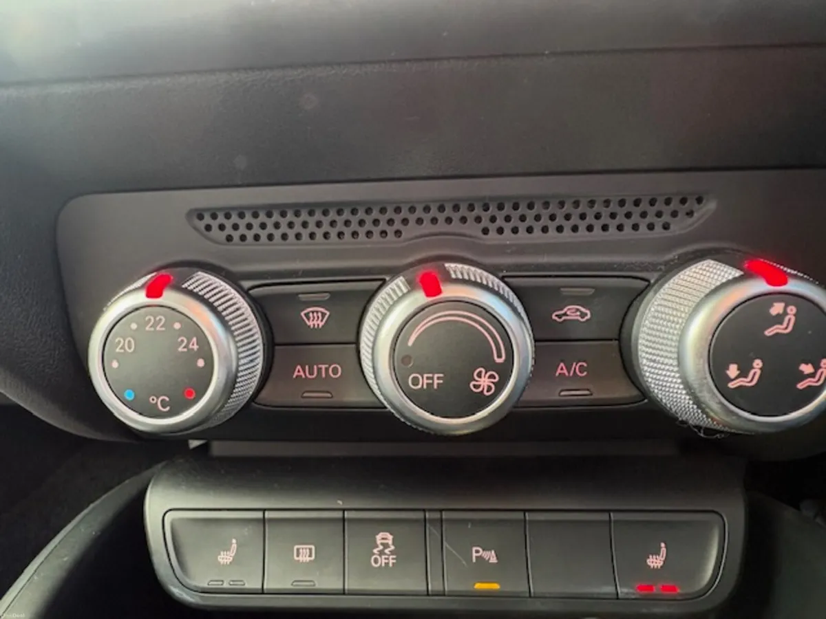 AUDI A1 1.0 AUTOMATIC HEATED SEATS - Image 3