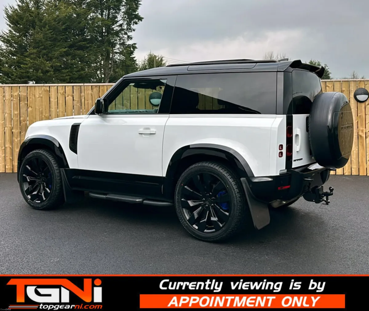May 2024 Land Rover Defender 3.0 D250 X-Dynamic HS - Image 2