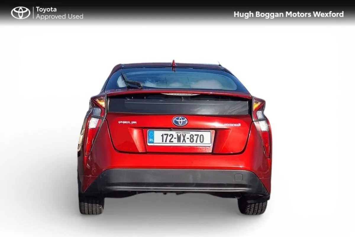 Toyota Prius HYBRID LUXURY - Image 4