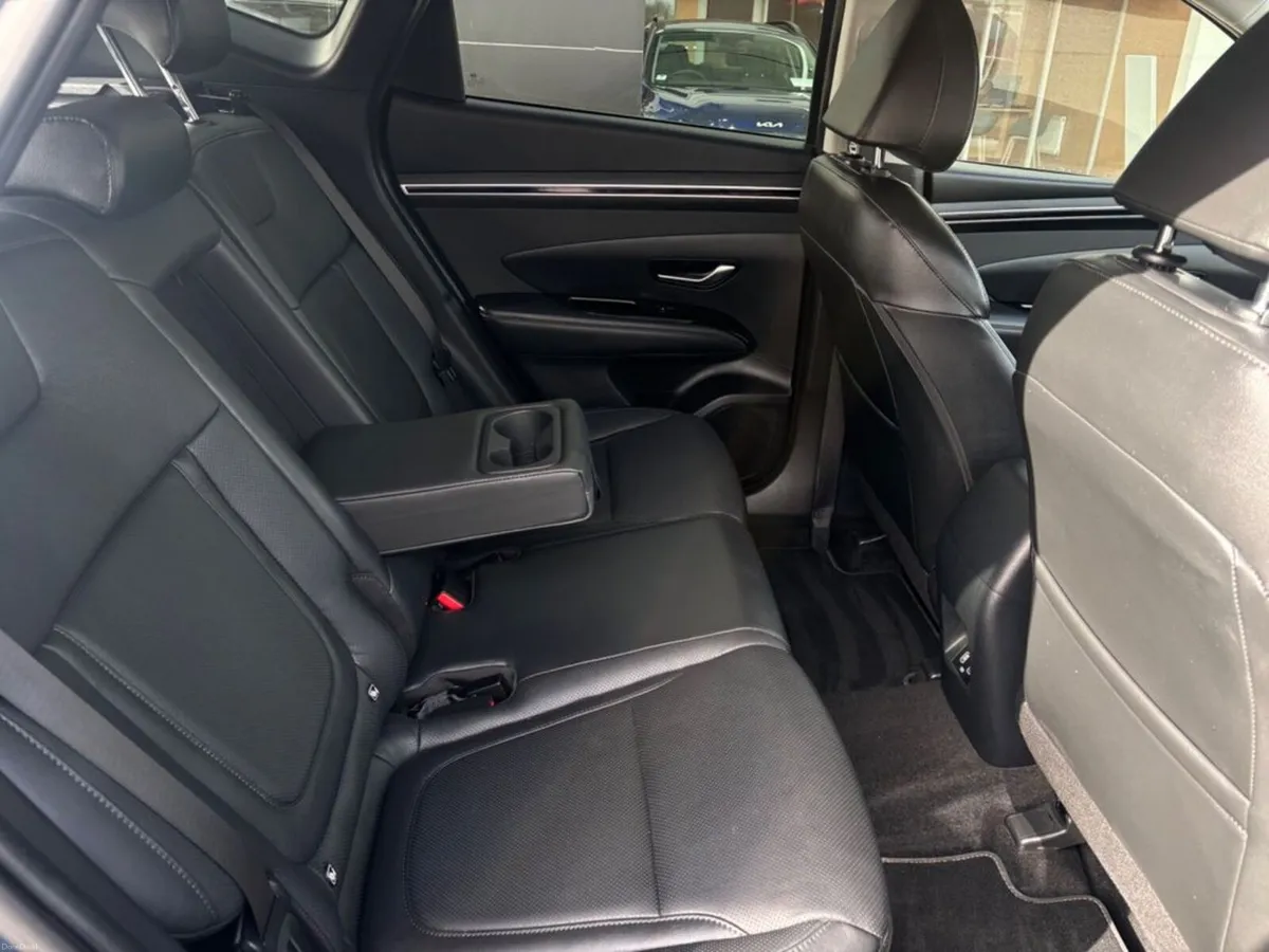 Hyundai Tucson Executive 5DR - Image 4