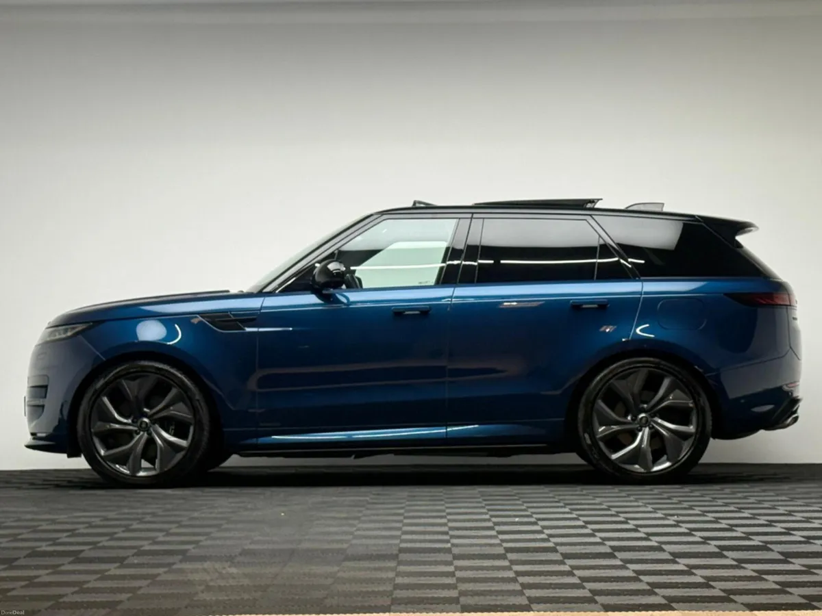 Land Rover Range Rover Sport P550E AUTOBIOGRAPHY - Image 4