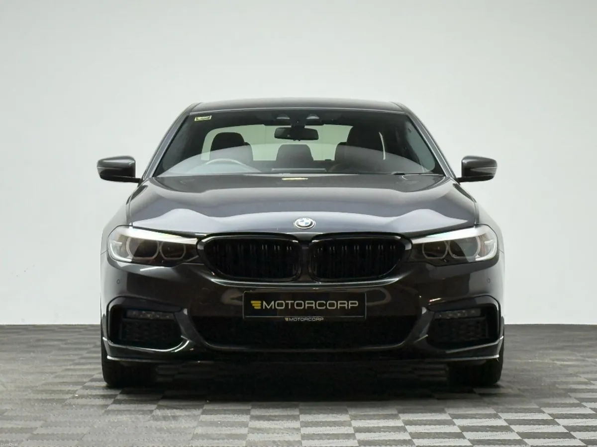 BMW 5-Series 530E M SPORT - Image 2
