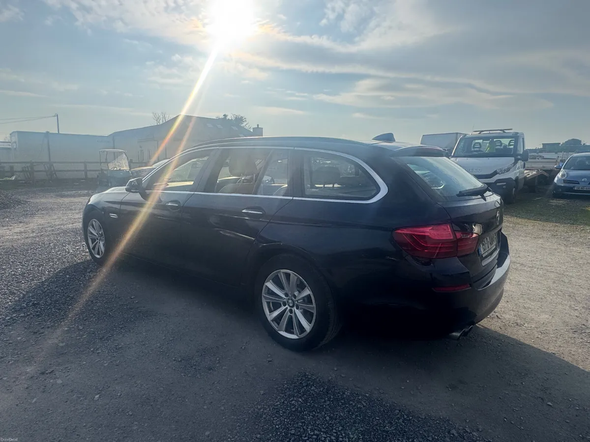 15 BMW 5-Series 520D AUTO - Image 3