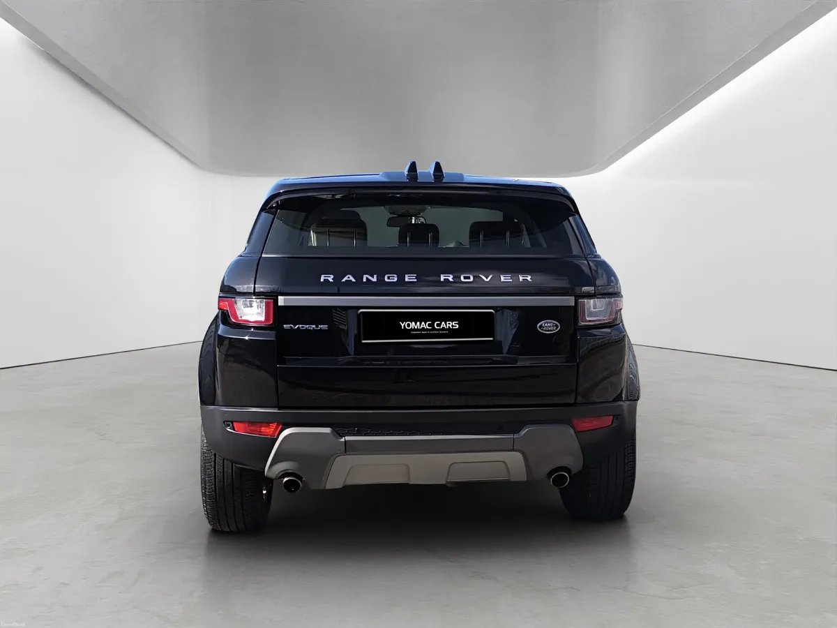 RANGE ROVER EVOQUE 2.OD SE *** ONE OWNER *** - Image 4