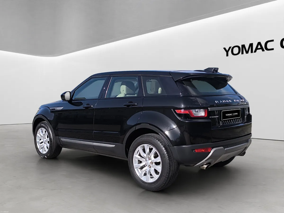 RANGE ROVER EVOQUE 2.OD SE *** ONE OWNER *** - Image 5
