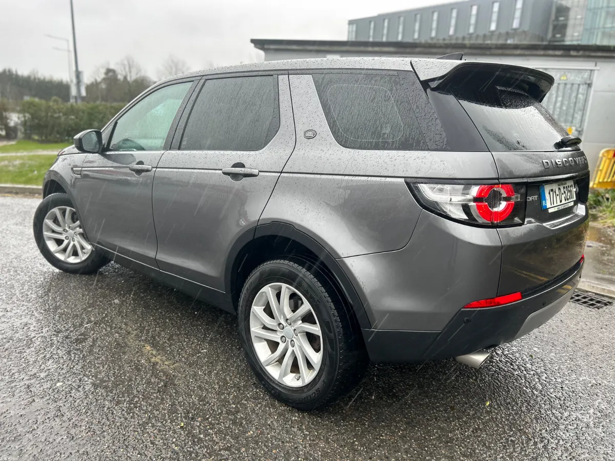 7 seats Rover Discovery Sport Auto  2017 Nct 4/27 - Image 3