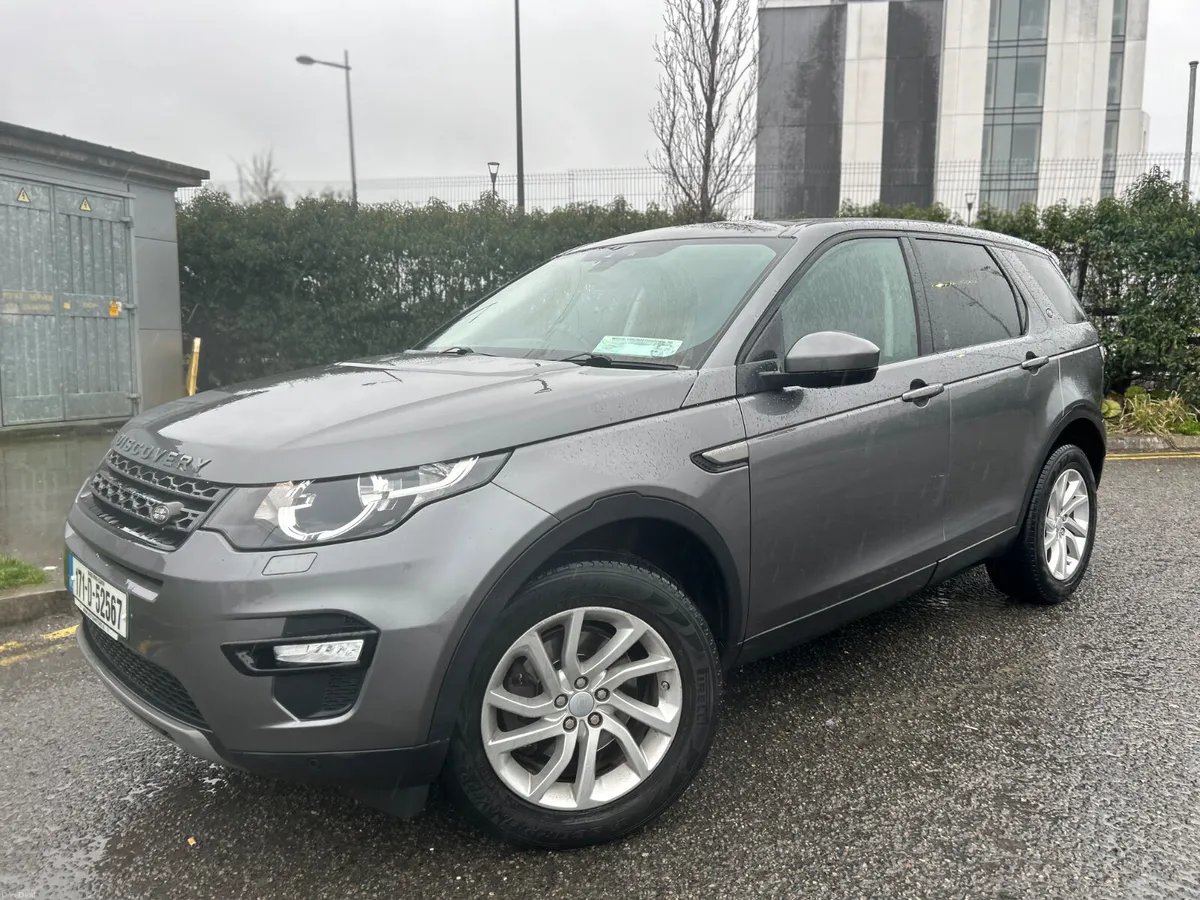 7 seats Rover Discovery Sport Auto  2017 Nct 4/27 - Image 1
