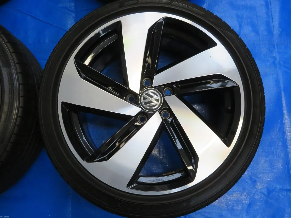 Volkswagen Golf GTI  Wheels & Tyres - Image 4
