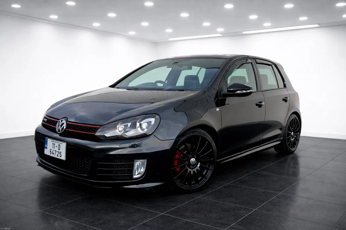 Volkswagen Golf GTI Edition 35 - Image 1