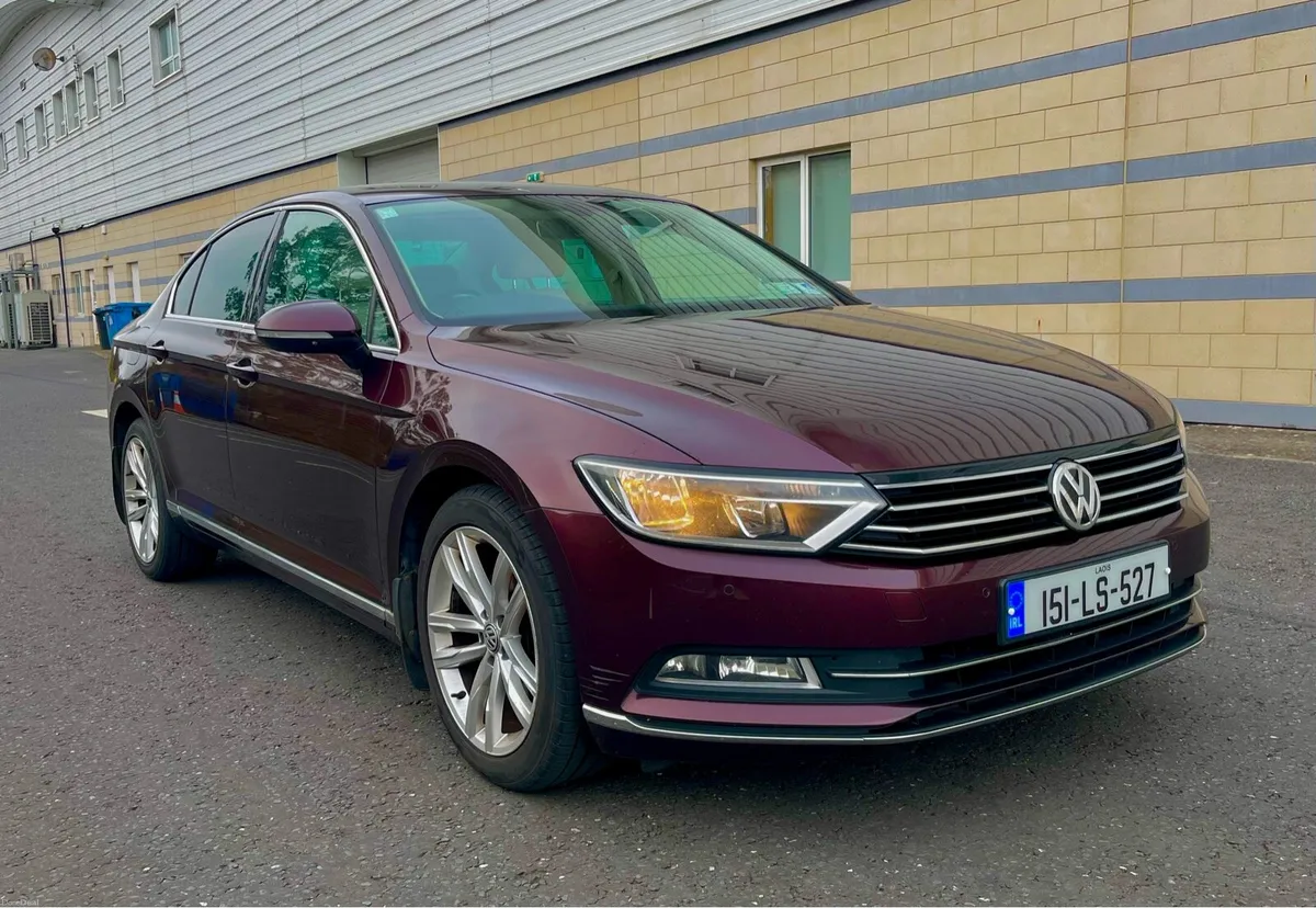 Volkswagen Passat Highline - Image 1