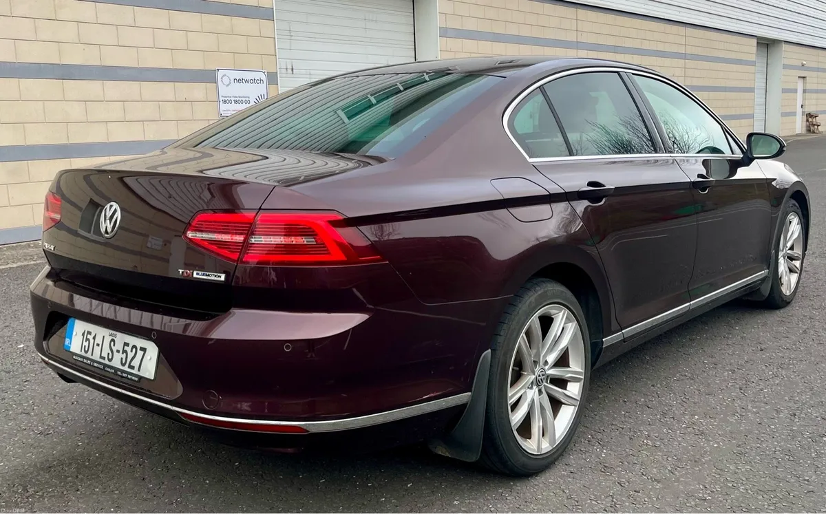 Volkswagen Passat Highline - Image 3