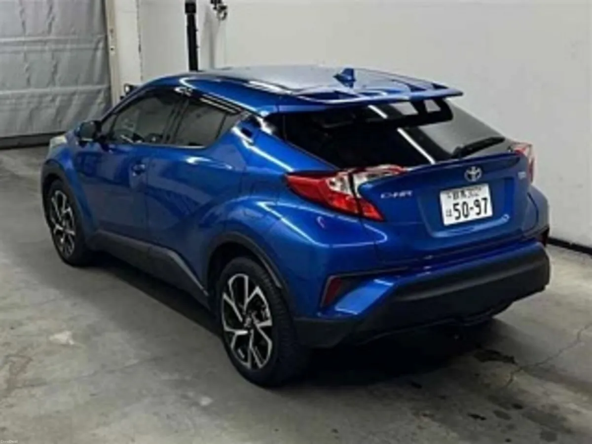 2017 Toyota CHR Hybrid - Image 4