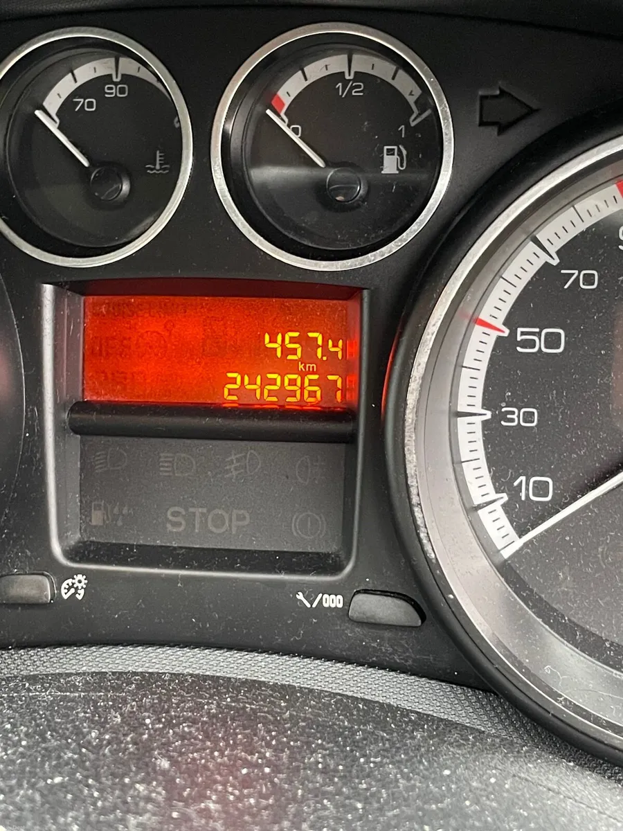 Peugeot 308 2009 - Image 1