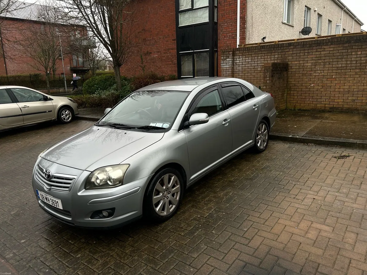 Toyota Avensis - Image 4