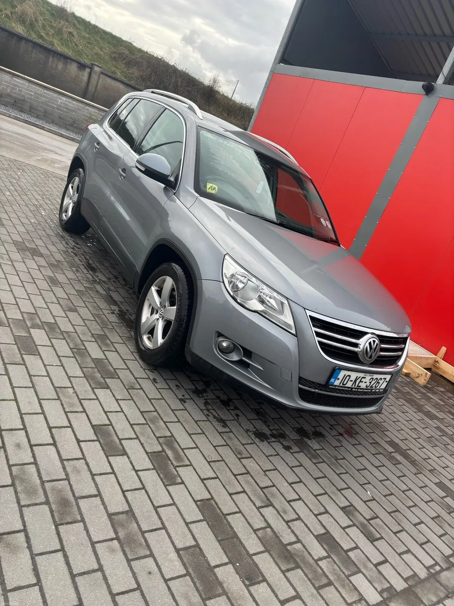 Volkswagen Tiguan - Image 1
