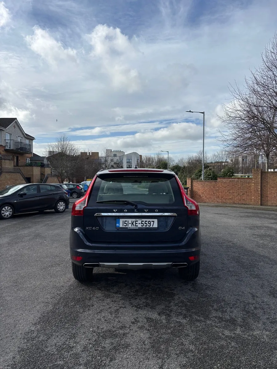 Volvo XC60 D5 2015 - Image 4