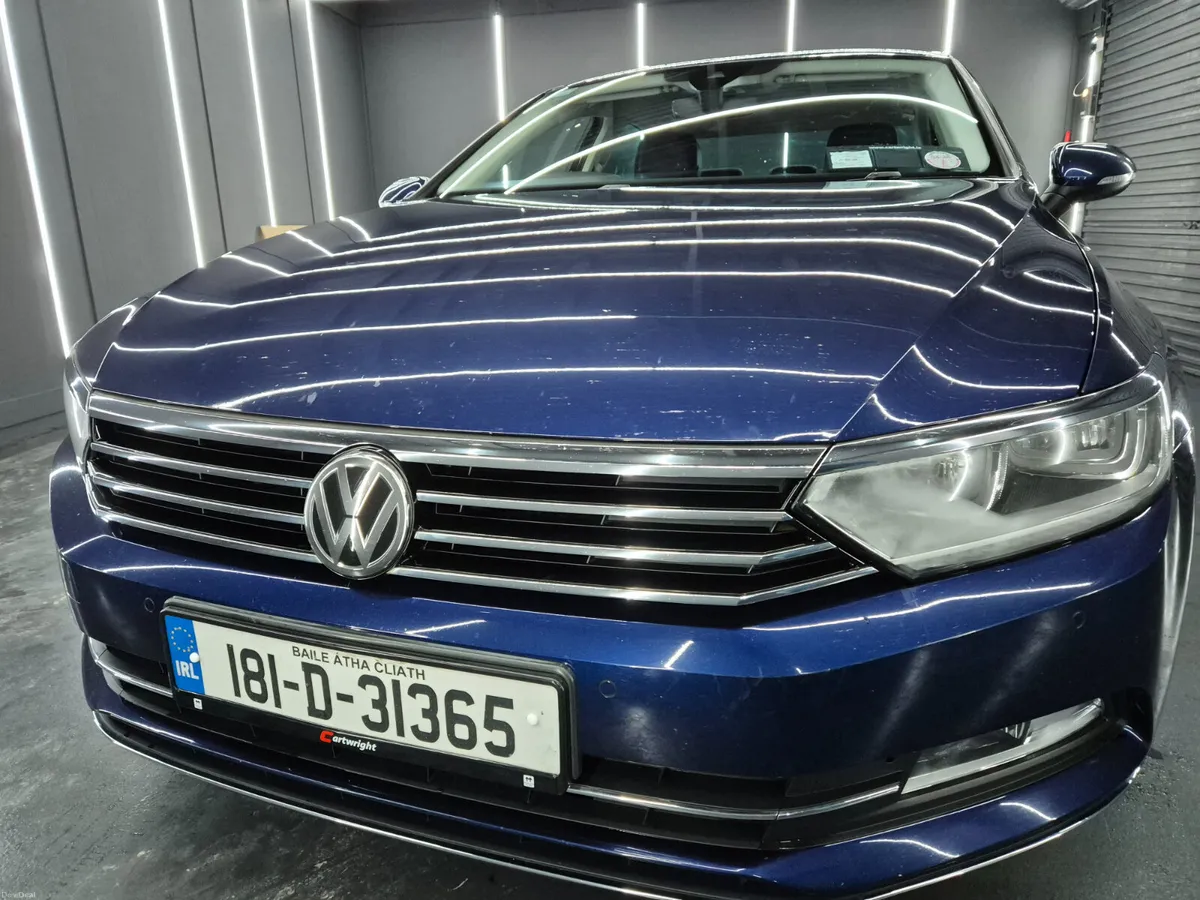 Volkswagen Passat HIGHLINE 1.6 TDI MANUAL 6SPEED F - Image 3