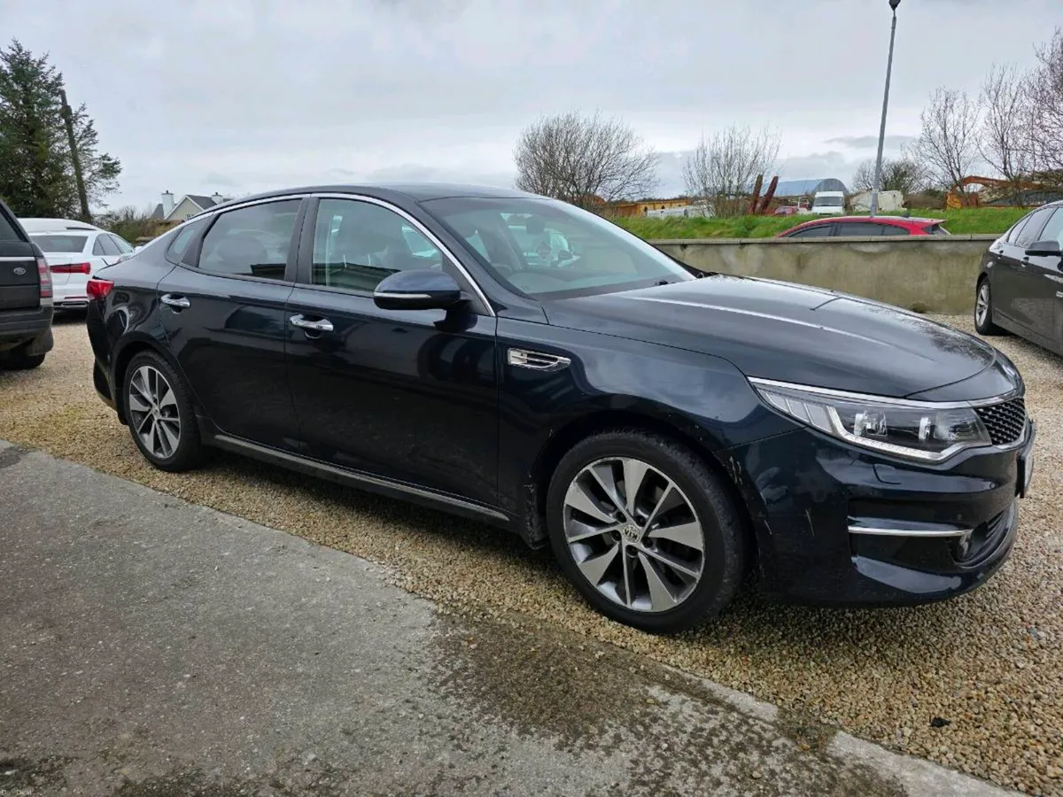 Kia Optima 2019 56,000km - Image 2
