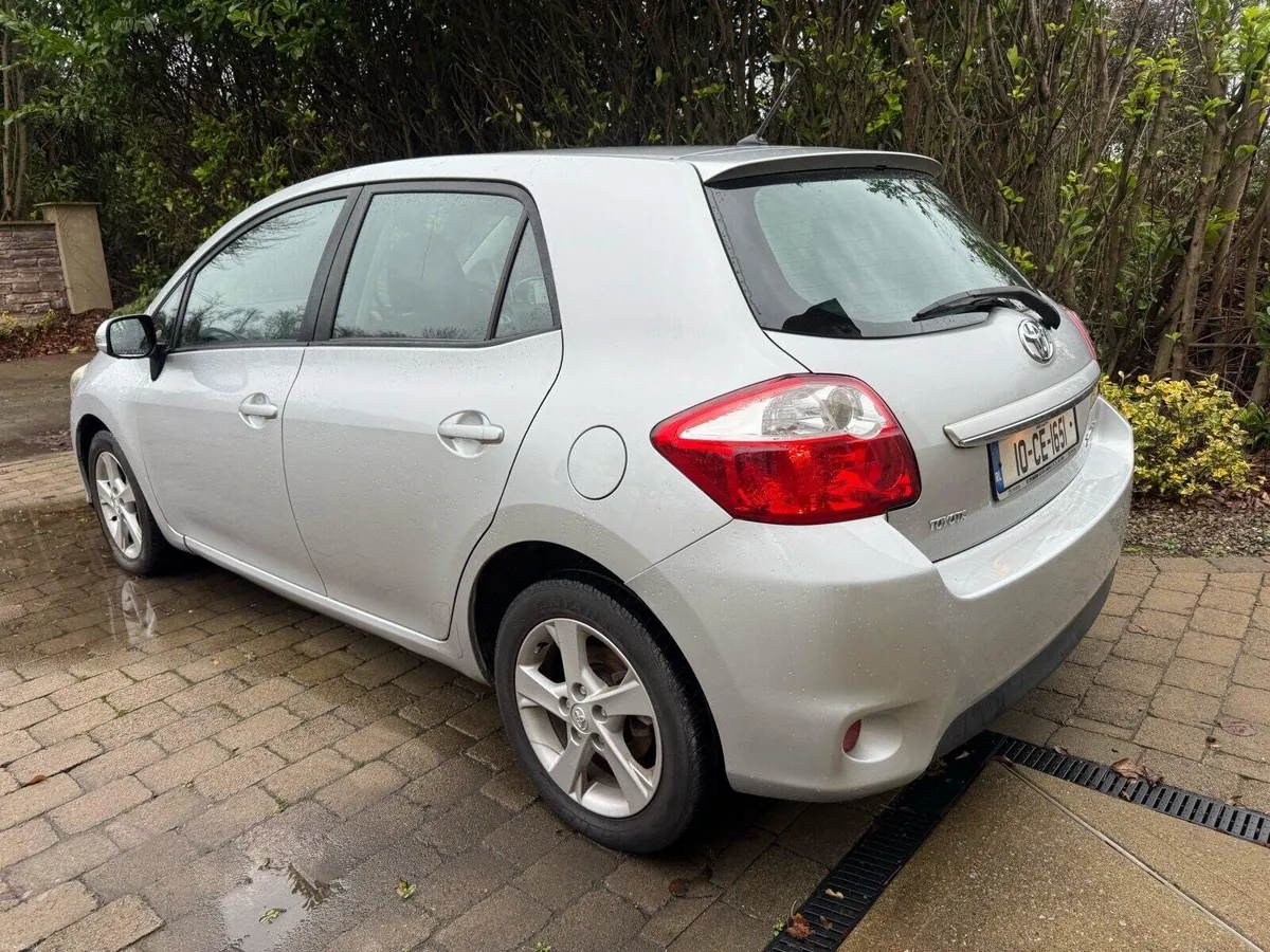 Toyota Auris Automatic - Image 4