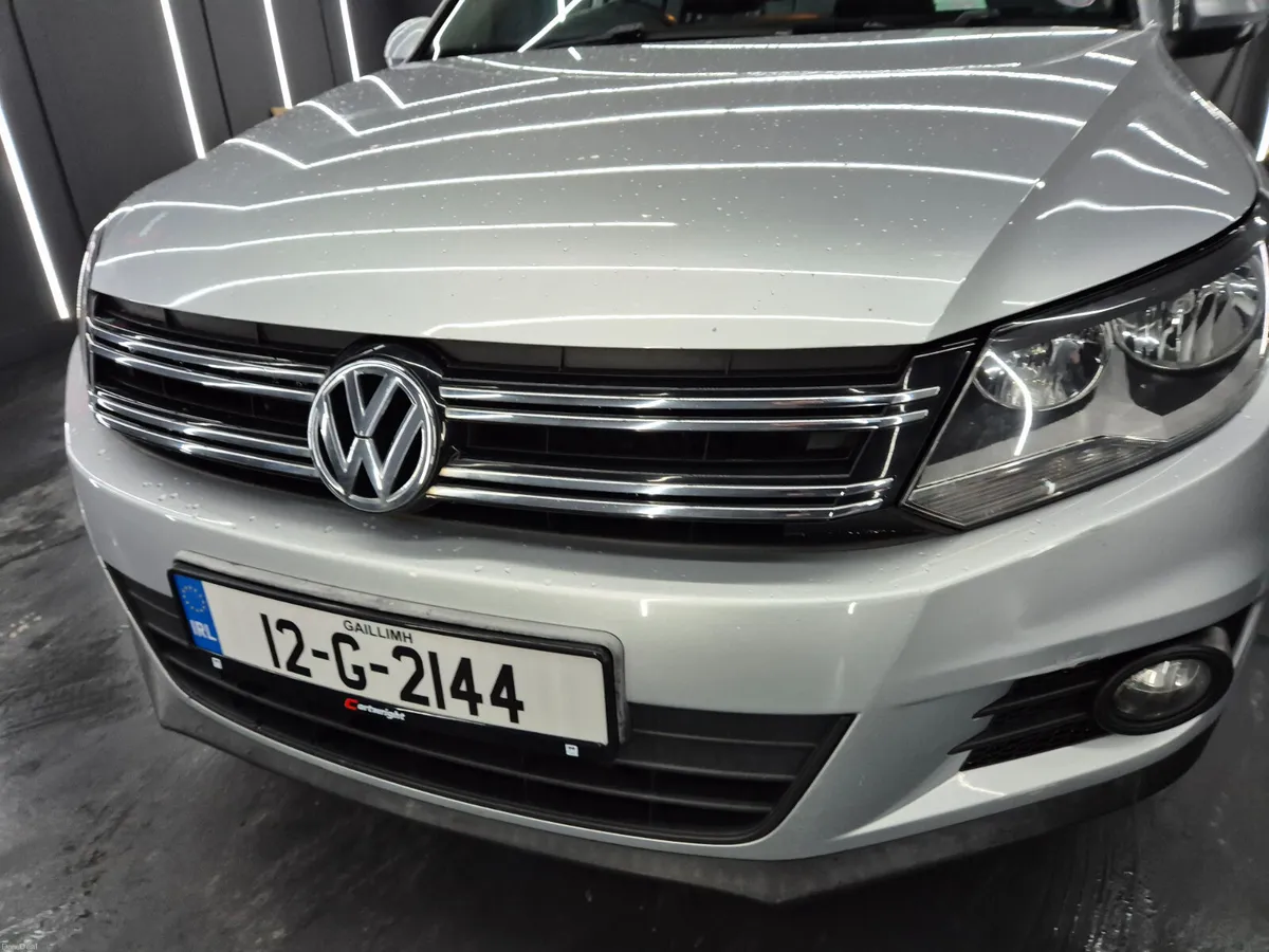 Volkswagen Tiguan 2012 - Image 3