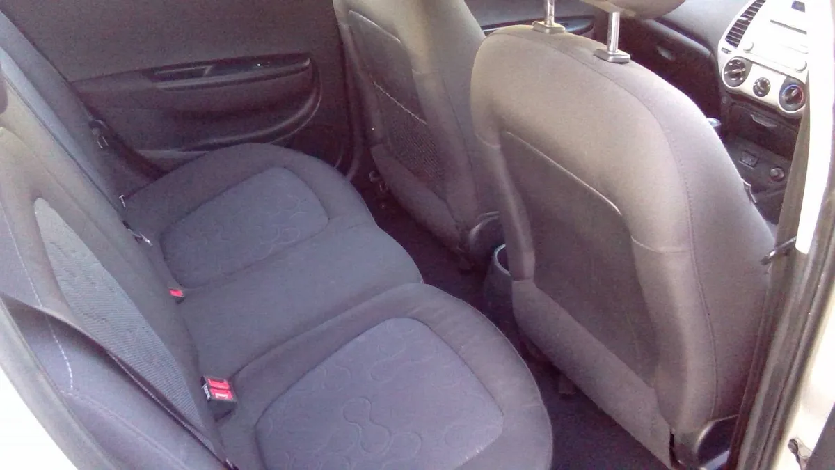 Hyundai i20 2012 - Image 3