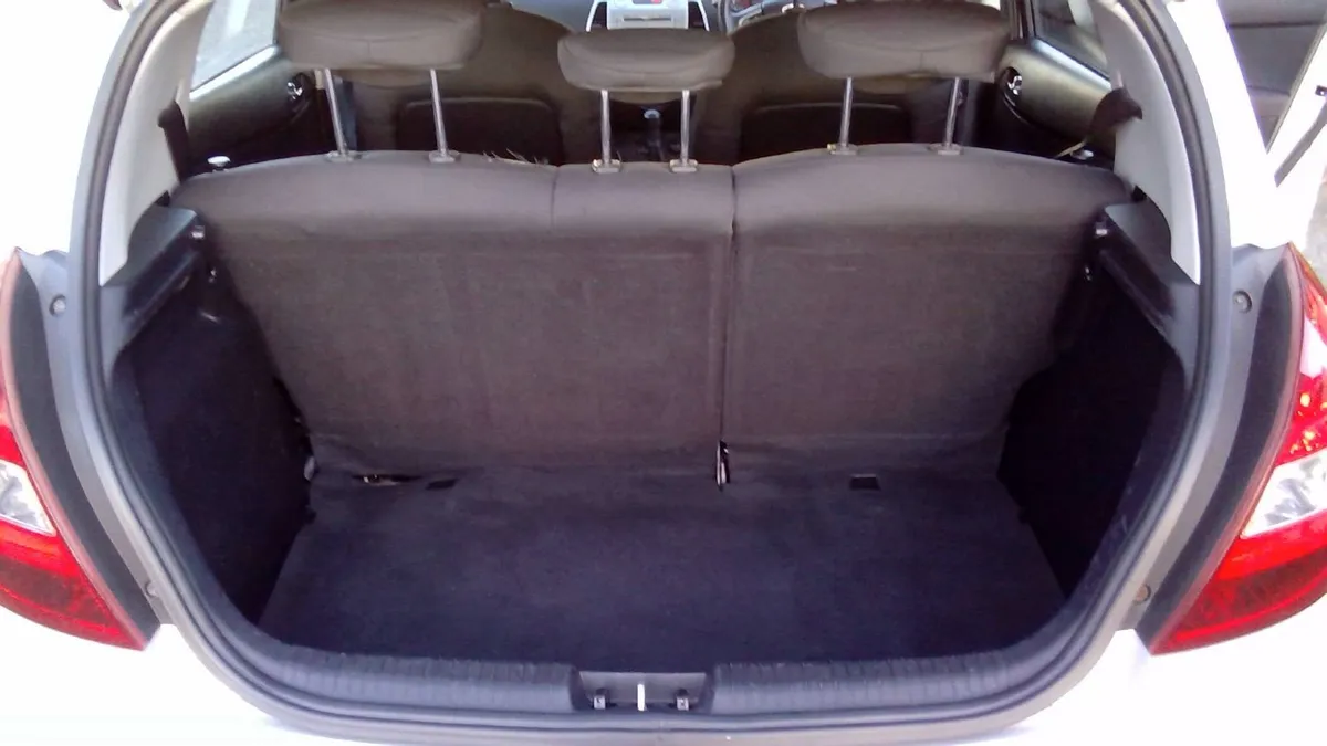 Hyundai i20 2012 - Image 4