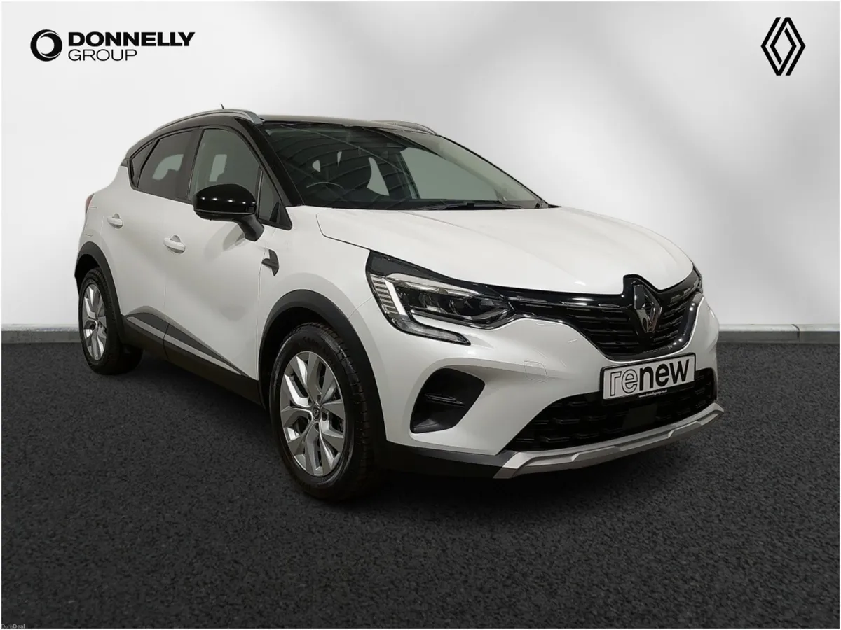 Renault Captur Diesel Hatchback Iconic - Image 1