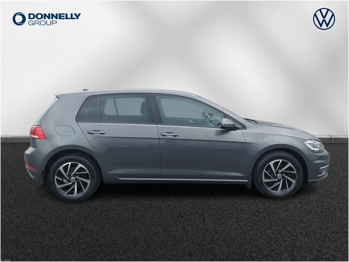 Volkswagen Golf Diesel Hatchback Match Edition - Image 4