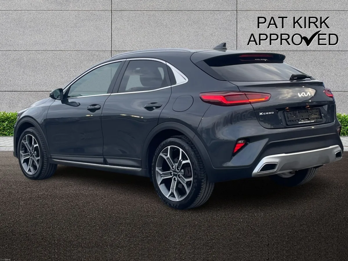 Kia XCeed Hatchback 3 - Image 2