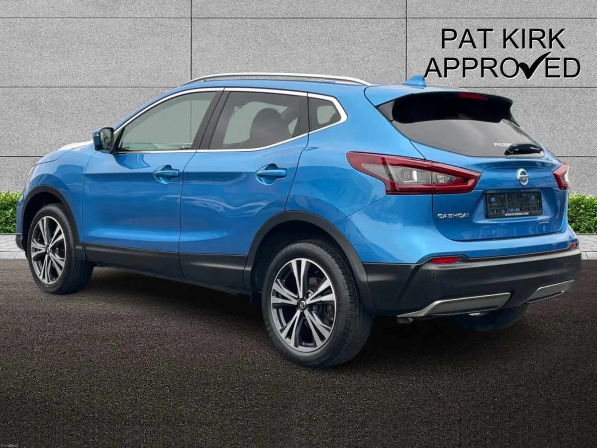 Nissan Qashqai Hatchback N-Connecta - Image 2