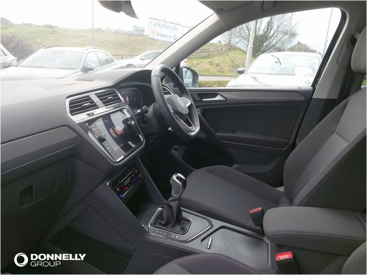 Volkswagen Tiguan Allspace Diesel Estate Life - Image 2