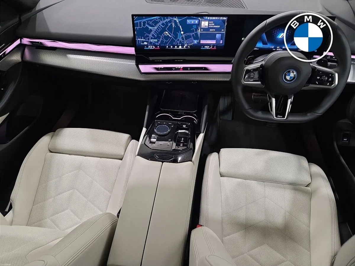 BMW 5-Series 530e M Sport Saloon - Image 4